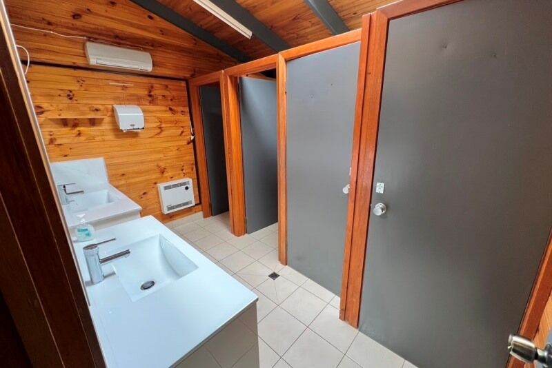 Room 6  2 Double Bunks and 2 Single Bunks Shared Room